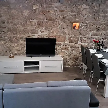 Kokolo * Roč